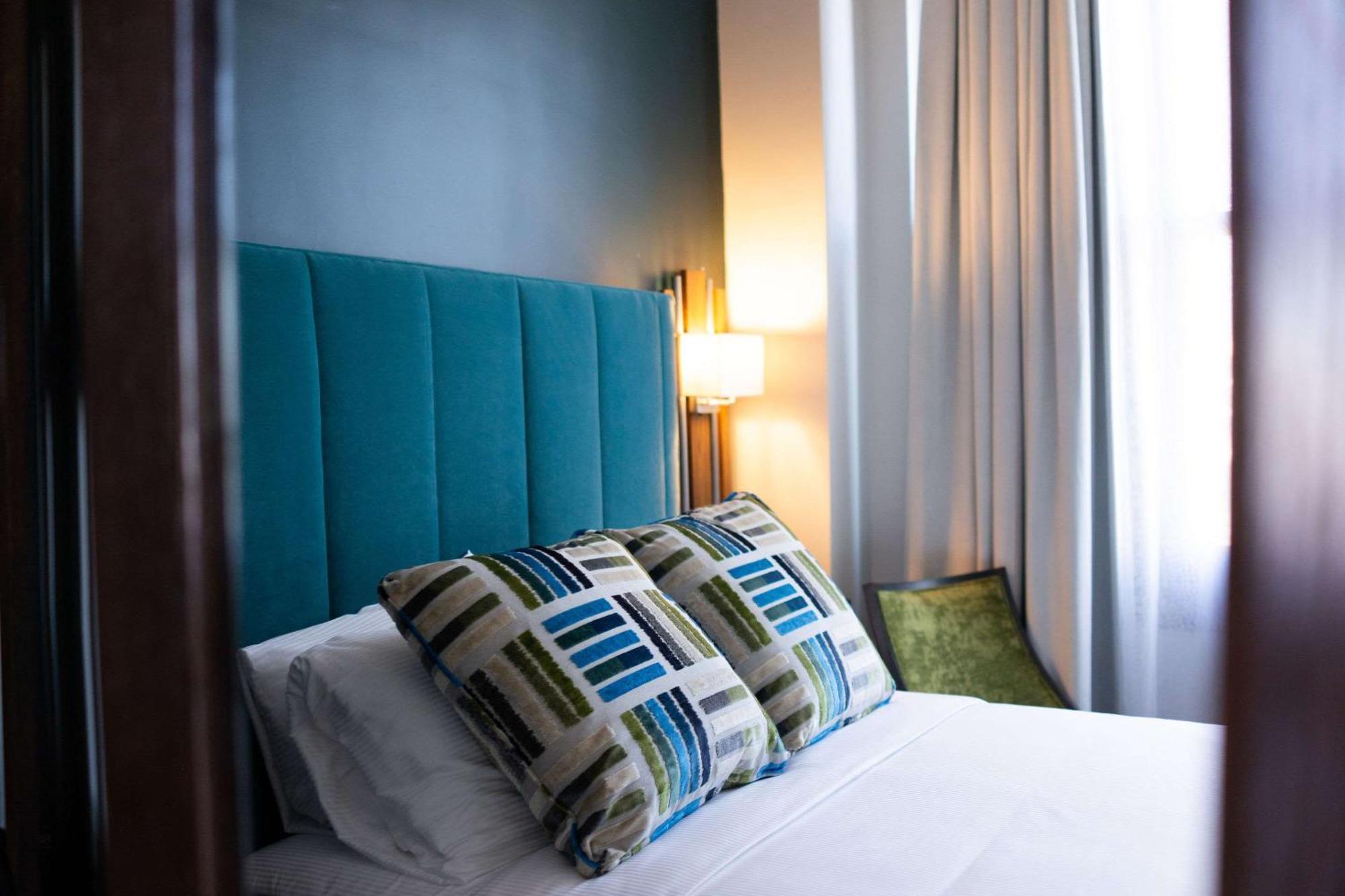 The Esquire Hotel Downtown Gastonia, Ascend Hotel Collection Экстерьер фото